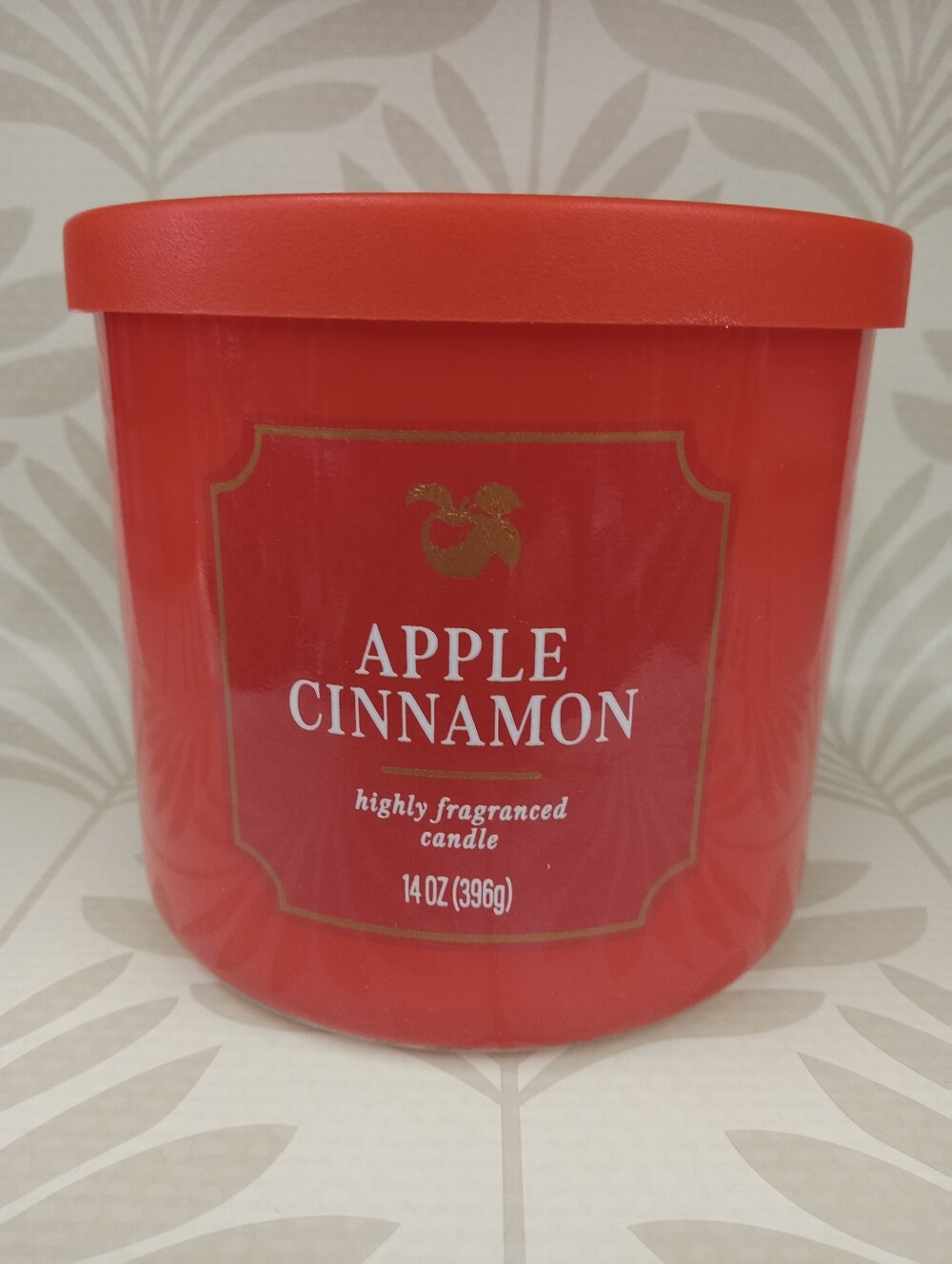 Apple Cinnamon Red Scented Candle